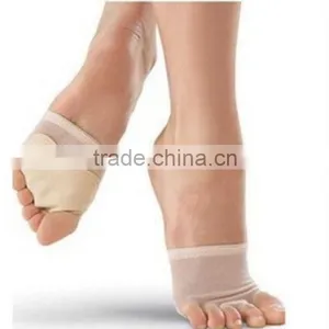 2016 Professional 5 Holes Belly Ballet Dance Toe Pad Practice Shoes Foot Thong Protection Dance Socks Foot Thongs for Sale thumbnail-1