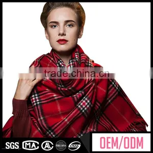 Popular Modern Shawl, Beautiful Shawl, Wrapping Shawl thumbnail-1