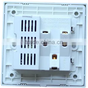 Factory Price New Design 250V 13A Universal Multifunction Electric Power Europe Micro Dual Usb Wall Socket With CE,ROHS thumbnail-2