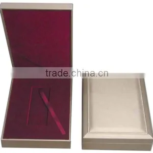 Leather Coin Box in Plastic Box Base thumbnail-2