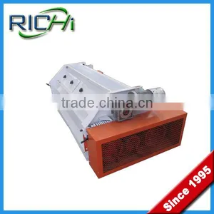 Factory Supply Poultry Feed Machine Feed Crumble Machine thumbnail-2