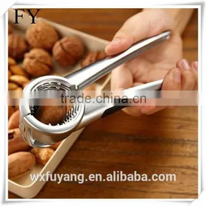 Shucker - Nut Cracker thumbnail-1