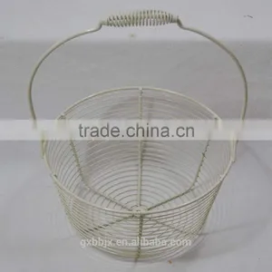Set of Three Metal Wire Fruit Basket With Handle thumbnail-4