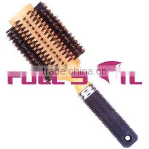 Round Hair Brush thumbnail-1