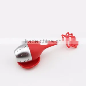 Nice Design Mini Silicone Flower Tea Infuser in Red thumbnail-4