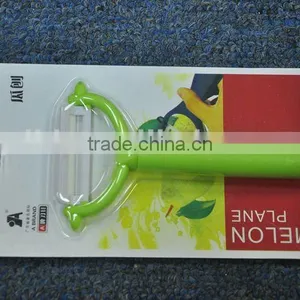 Plastic Handle Ceramic Vegetable Fruit Peelers thumbnail-1