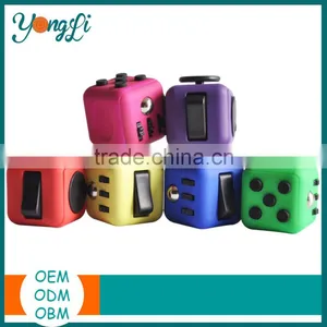 Hand Help 3D Toy Decompression Fidget Spinner Fidget Cube thumbnail-1