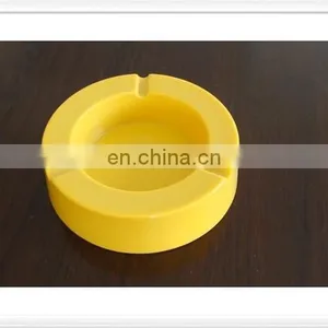 Pocket Ashtray Plastic Ashtray Metal Ashtray in Triangle Shape Black Color thumbnail-3