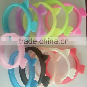 Silicone Universal Luminous Wristbands Design Bumper Cases for Mobile Phone thumbnail-4
