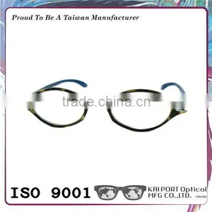 Round Shape and Pantone Color Available Eyewear thumbnail-4