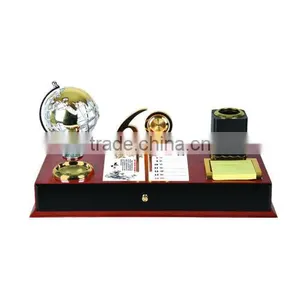 VIP Personalized 30 Years Anniversary Company Souvenir Gifts With Globe thumbnail-3