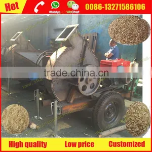 Mobile Diesel Engine Wood Chips Grinding Machine for Sale thumbnail-4