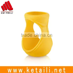 Made in China Protective Silicone Rubber Glass Water Bottle Skin Cover Sleeve Supplier thumbnail-1