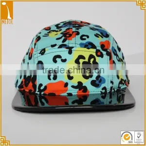 Flat Brim PU Brim Custom 5 Panel Caps thumbnail-1