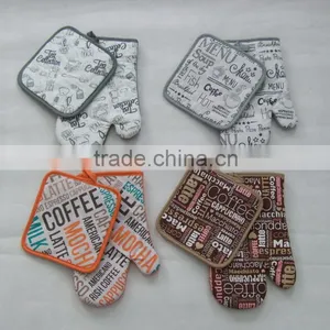 Cotton Printing Glove and Pot Holder Set thumbnail-1