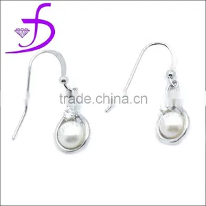 New Arrivel Wholesale 925 Sterling Silver Magnetic Pearl Earrings for Wedding thumbnail-1
