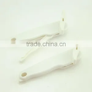 Mini Special Convenient Light Plastic Body Can Opener thumbnail-1