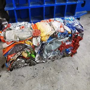 Wast Plastic Bottle Baler Herbal Feed Baler Machinery Hay Pressing Machine thumbnail-5