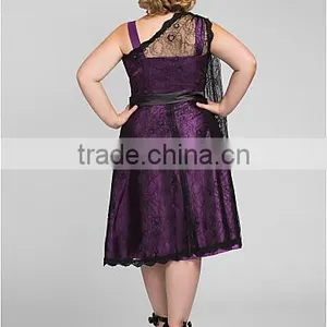 Gorgeous Knee-length Lace Black Sexy Homecoming Dresses Plus Size thumbnail-5