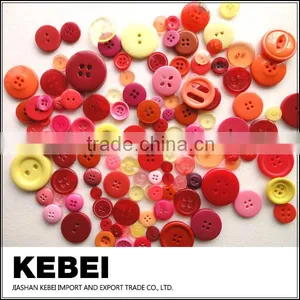 Colourful 2 Holes and 4 Holes Fancy Decorative Buttons Made in China thumbnail-2