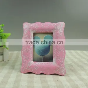Photo Picture Frame Resin Handicraft Made in China thumbnail-6