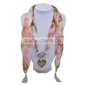 China Yiwu Factory Supply Scarf With Heart Pendant thumbnail-1