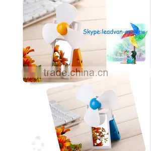 New Creative USB and Battery Dual USE Handheld Mini Mirror USB Fan thumbnail-6