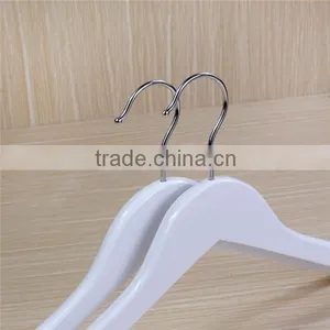 Wood White Shirt Hanger With Notches thumbnail-4