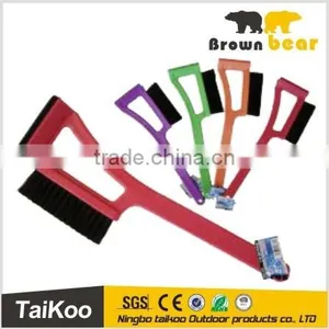 Convenient Colorful Ice Scraper Brush thumbnail-1