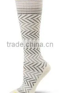 20-30mmHg Compression Level Compression Socks With Merino Wool and Bamboo thumbnail-1
