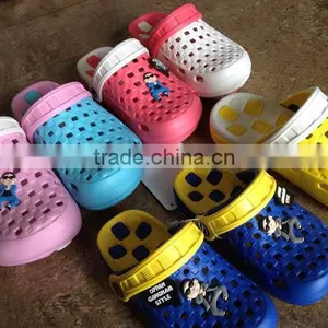 Sandalias Estilo Famoso Infantiles Coloridas Para Playa Lote en Remate thumbnail-1