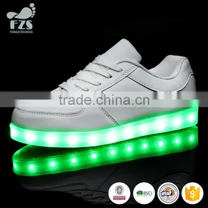 2017 Wholesale Led Light up Shoes Men Led Flat Shoes Couple thumbnail-4