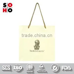 Eco Friendly Foldable Paper Shopping Bag thumbnail-1