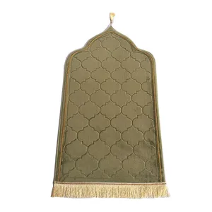 Decorative Use Mosque Carpet in Customized Muslim Prayer Mat thumbnail-3