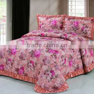 3 Pcs Gorgeous Jaquard Flower Quilt Bed Set In Pink Color thumbnail-1