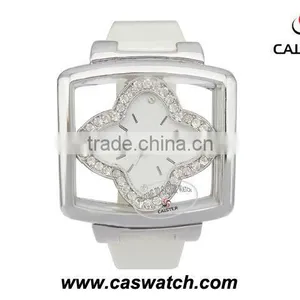 Fashion Four Leaves Shape Ladies Diamond Watch With Fashion Four Leaves Shape Ladies Diamond Watch With Separable Watch Case thumbnail-1