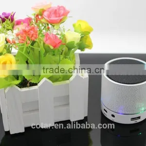 Factory Sale 2015 New Design Portable Mini Bluetooth Speaker With Flash Light thumbnail-5