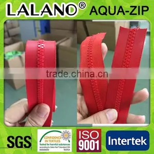 2015 TOP Sale5# Plastic Zipper Red Teeth Open End With Slider thumbnail-1