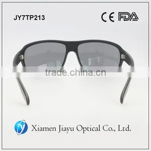 Wholesale High-quality Men Polarized Sunglasses Customized Logo Quality Choice thumbnail-5
