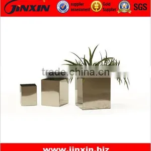 Stainless Steel Vase for Garden Flower thumbnail-1