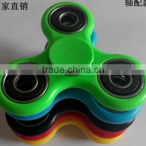 Glowing Fingertips Gyro LED Flash Decompression Bursts Glittering Three Leaf Gyro EDC Toys Variety of Wholesale thumbnail-3