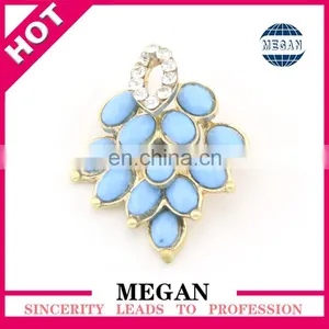 Wholesale Fashion Colorful Crystal Rhinestone and Acrylic Button for Suit Decoration thumbnail-1