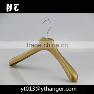 CY-509 Provide Best Sell Wood Hanger Gold Color Wooden Clothes Hanger thumbnail-2