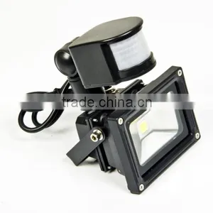 Waterproof 10W PIR Sensor Outdoor LED Flood Light thumbnail-1