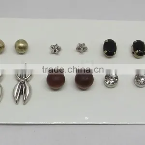 Round Earring Assortment thumbnail-1