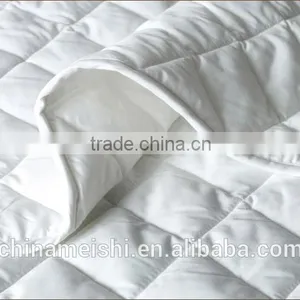 China Manufacturer Wholesale Price Waterproof Mattress Protector thumbnail-5
