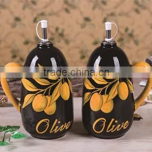 Pot Type Ceramic Material Kitchen Oil and Vinegar Cruet Set thumbnail-1