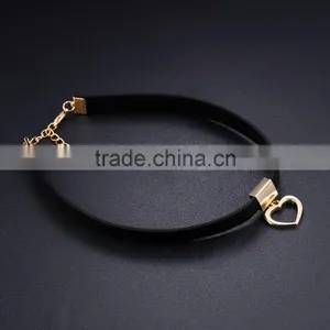 Gothic Choker Necklace For Women Hollow Heart Pendant With Smooth Flannel thumbnail-3
