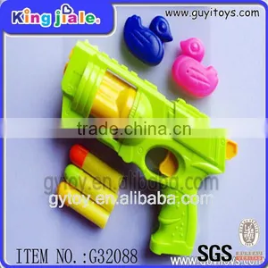 Popular Safe Material Easy Handle Toy Shooting Gun thumbnail-1