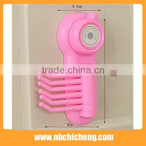 Wall Mounted Powerful Suction Cup Hook Hanger Plastic Bath Wall Hook thumbnail-4